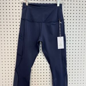 TAVI Active Women's LARGE Stash and Dash High Waisted 7/8 Legging, NWT